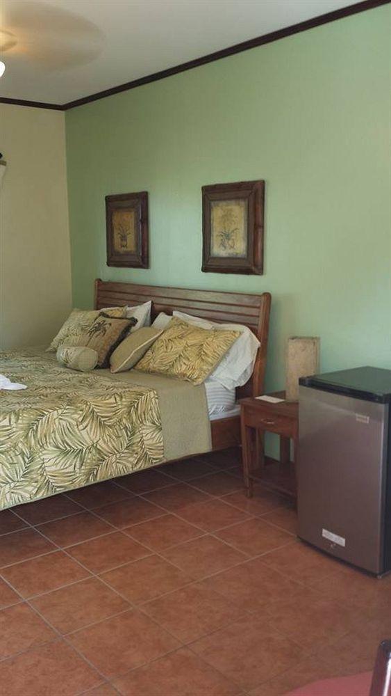 Delfin Beach Front Resort Esterillos Dış mekan fotoğraf